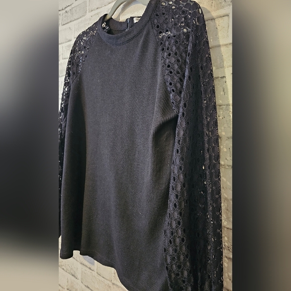 Women’s Long Sleeve Black Top, Lace Casual, Loose Blouse, size Medium - Picture 7 of 9